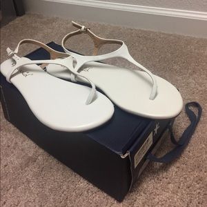 Splendid white sandal