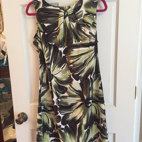 400+ Pcs Ann Taylor, LOFT, Express, NY&Co, etc - Picture 4 of 8