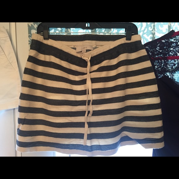 400+ Pcs Ann Taylor, LOFT, Express, NY&Co, etc - Picture 6 of 8