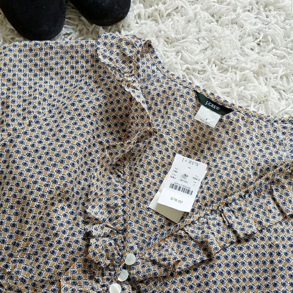 🆕 J Crew Pineapple Ruffle Shirt 🍍