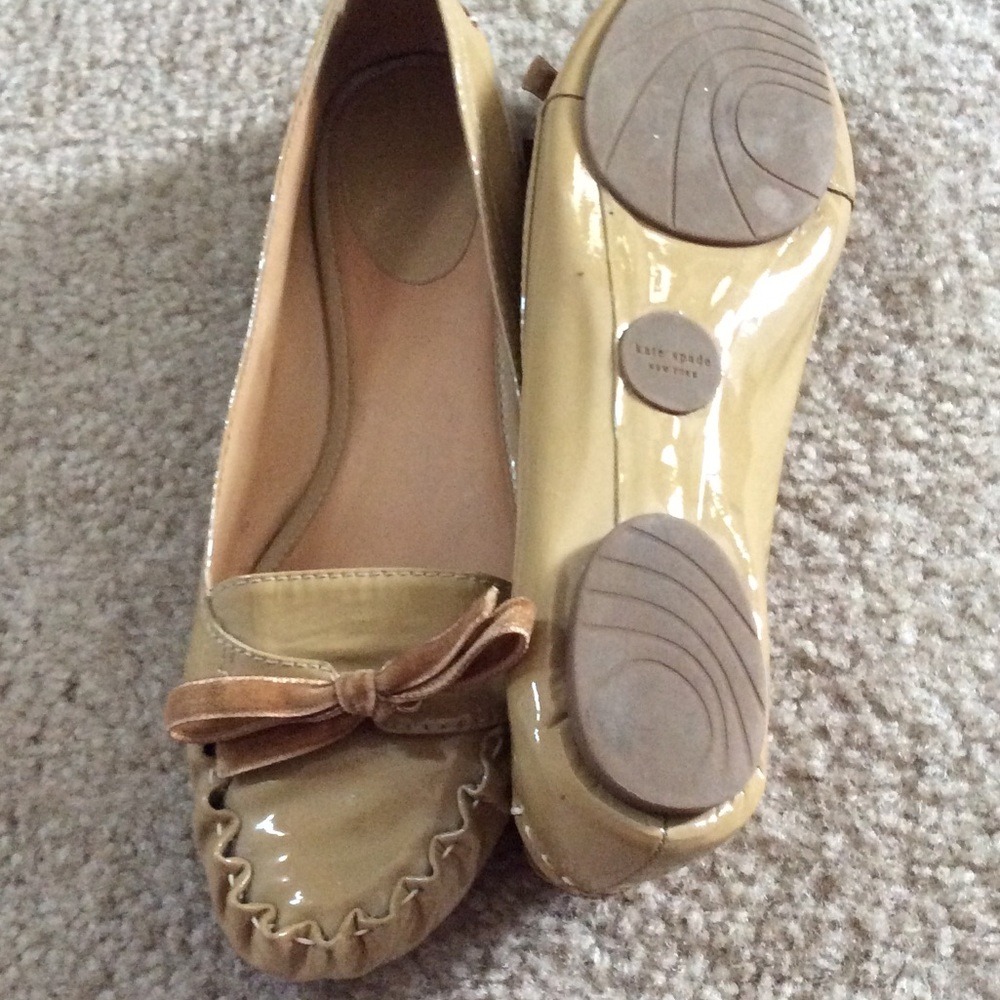 gently worn Kate Spade tan patten leather flats