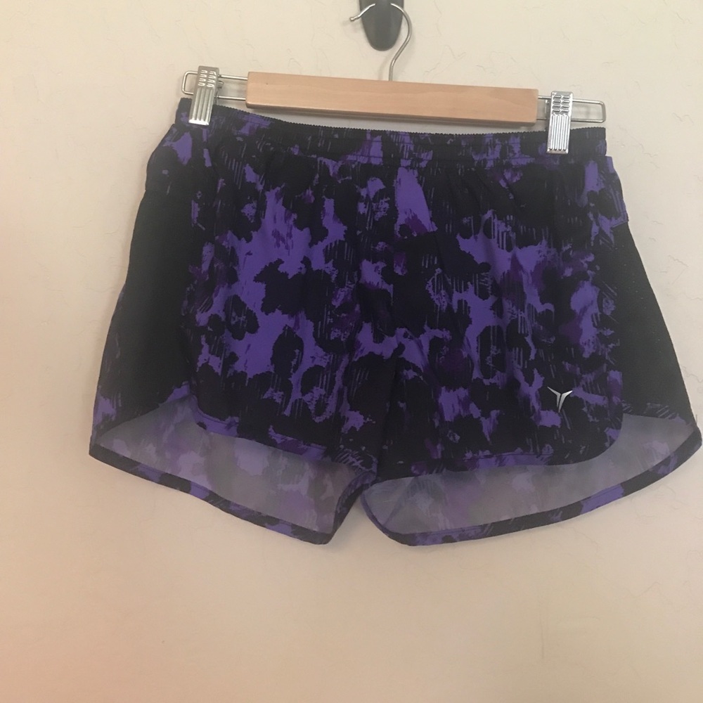 Old Navy Active running shorts