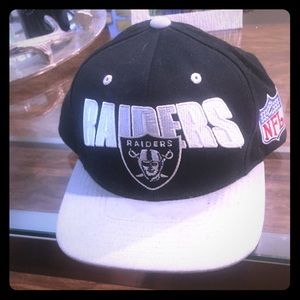 Mitchell & Ness Raiders Snap Back Green Underbill