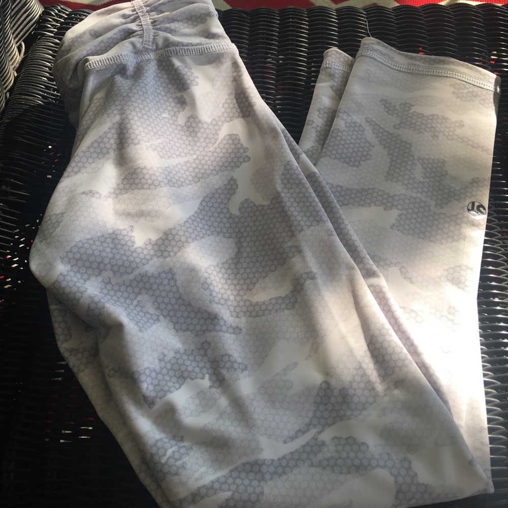 STRUT-THIS capri legging
