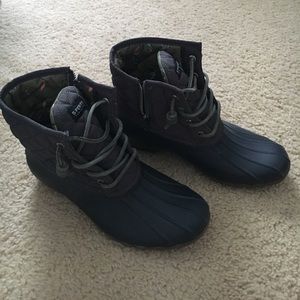 Sperry Duck Boots