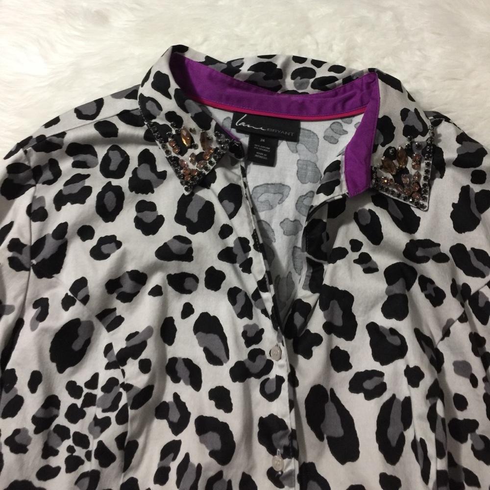EUC LANE BRYANT  BUTTON DOWN SHIRT  24