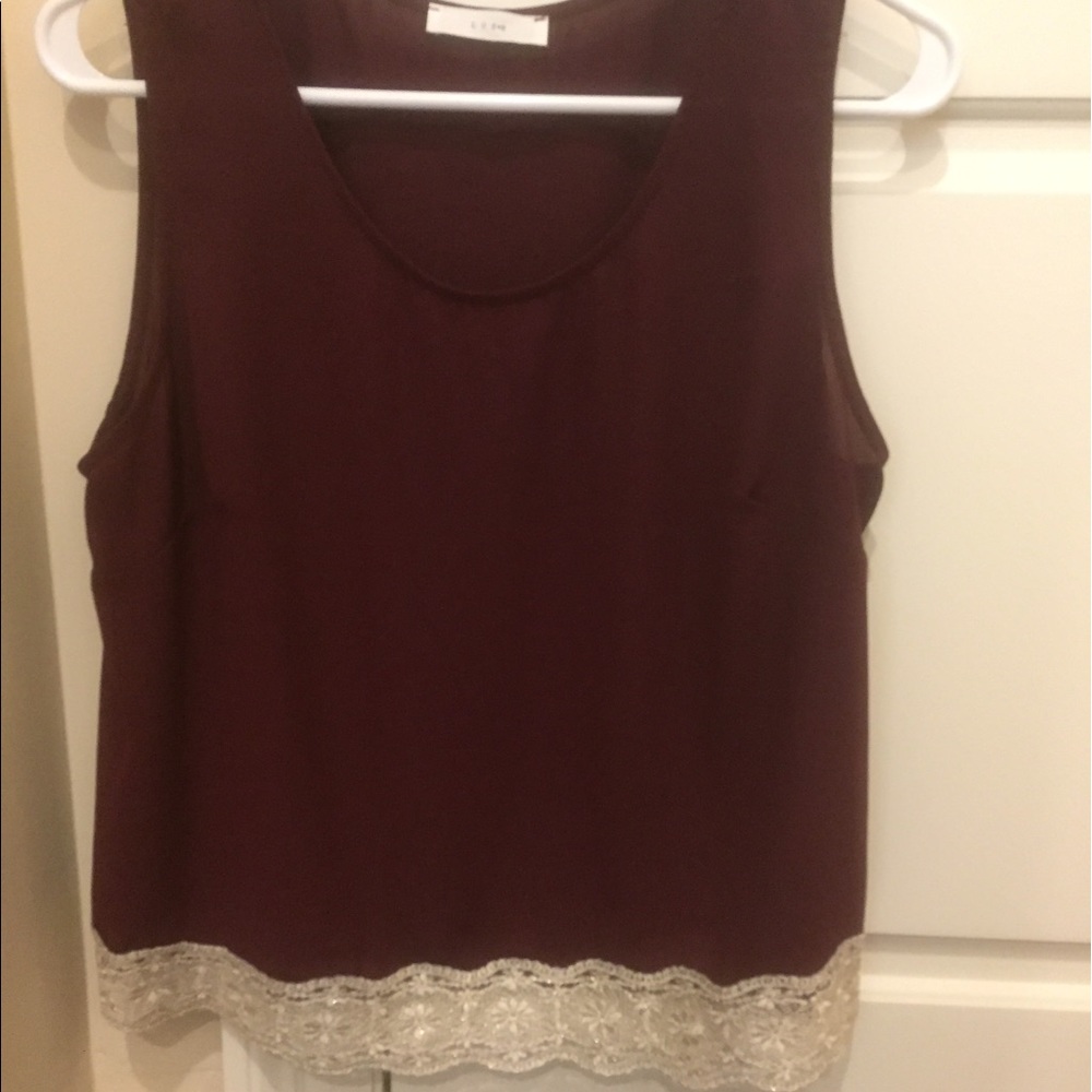 Super cute burgundy tank top