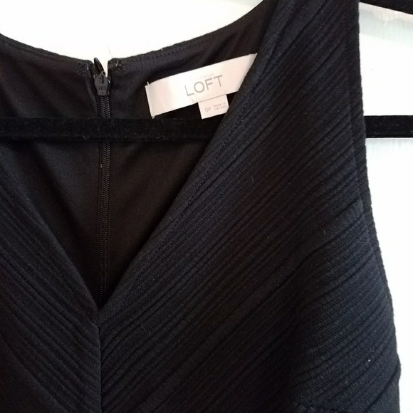 Textured LOFT Dress - Picture 2 of 4