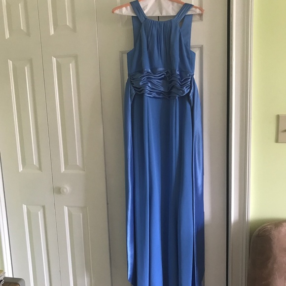 Chiffon and Charmeuse Dress with Rounded Neckline - Picture 2 of 4