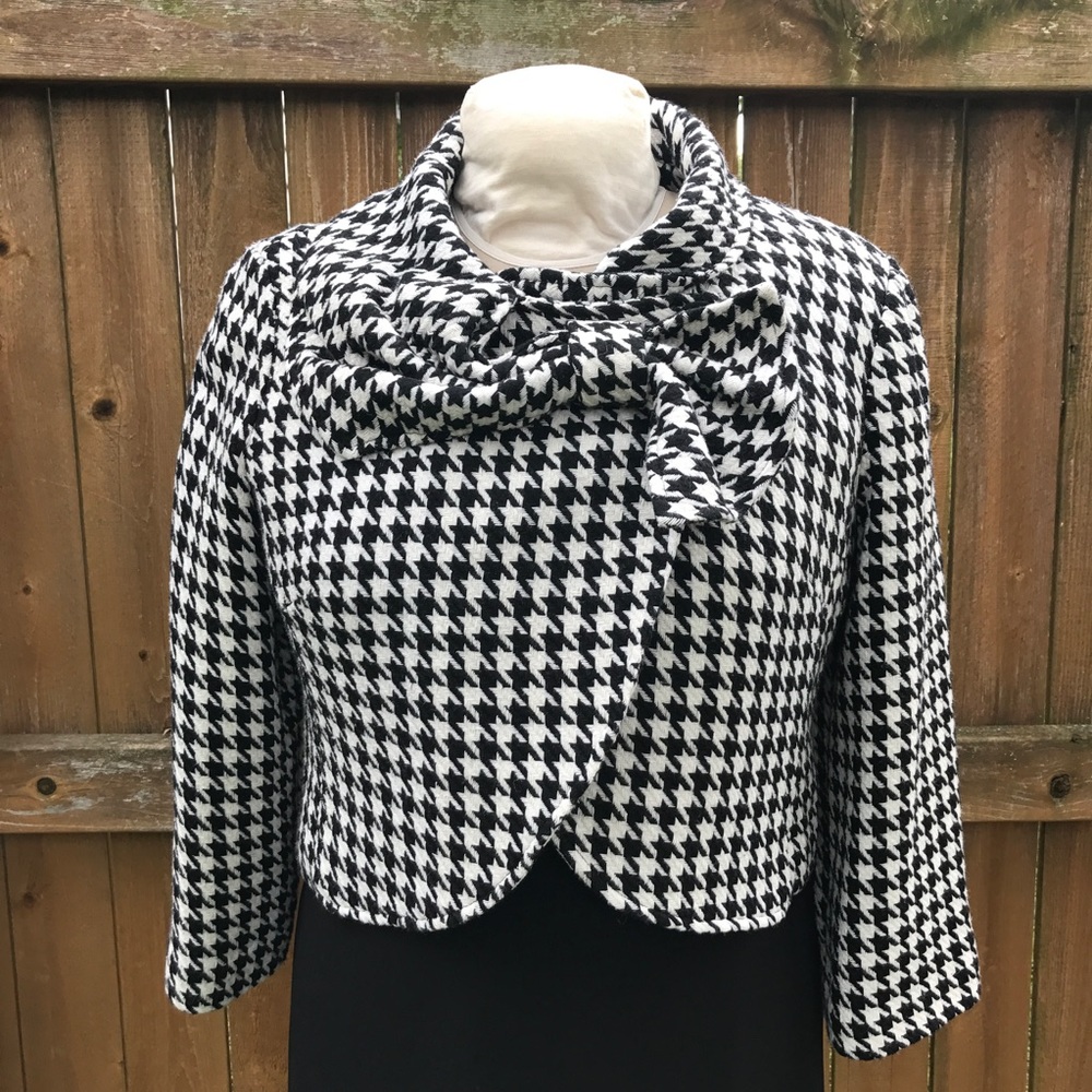 Lapis Houndstooth Black and Off White Crop Jacket