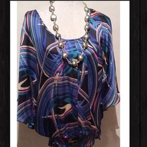 Gorgeous blue and pink blouse. Size 3X