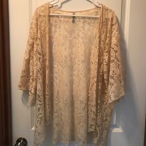 Lace kimono
