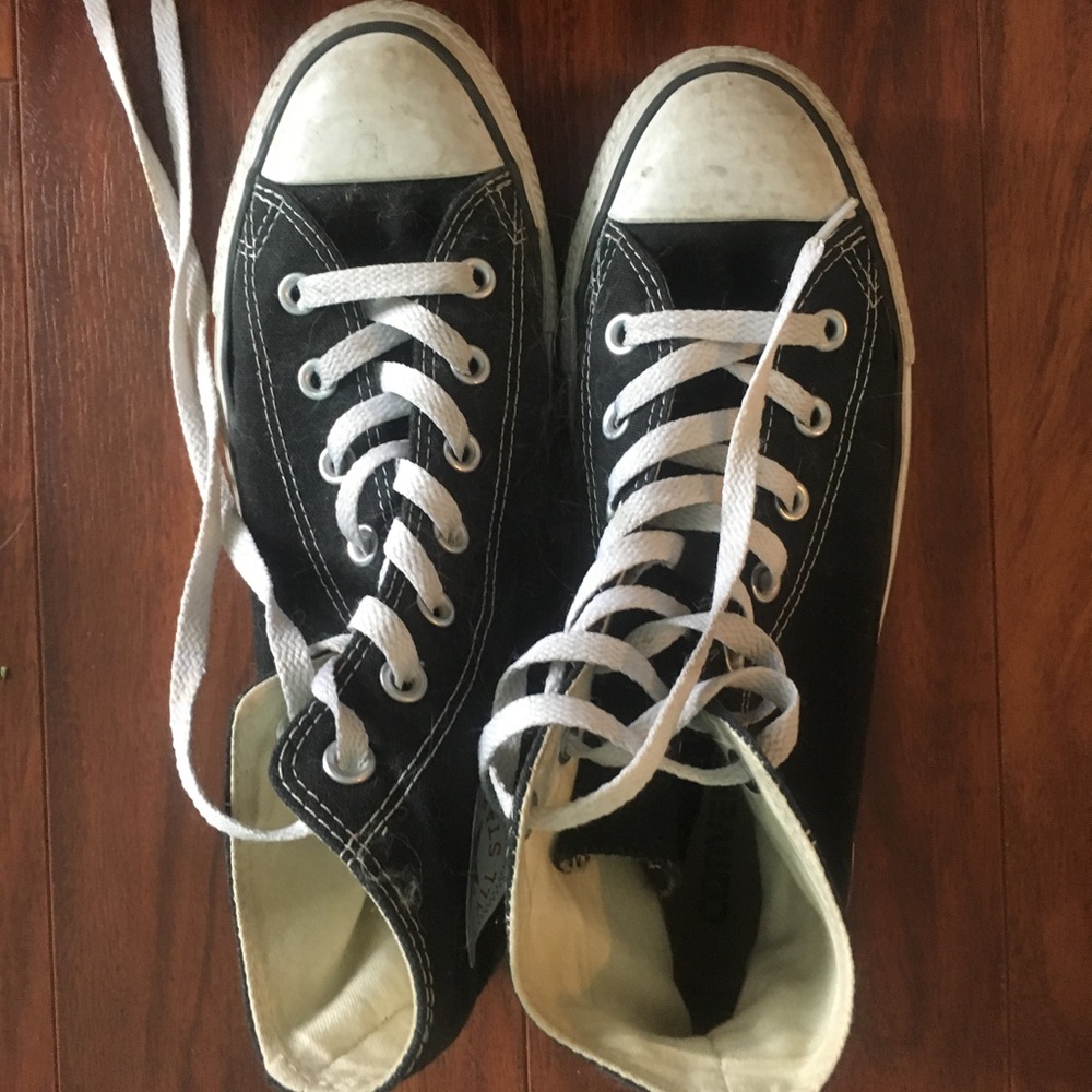 Black high top converse