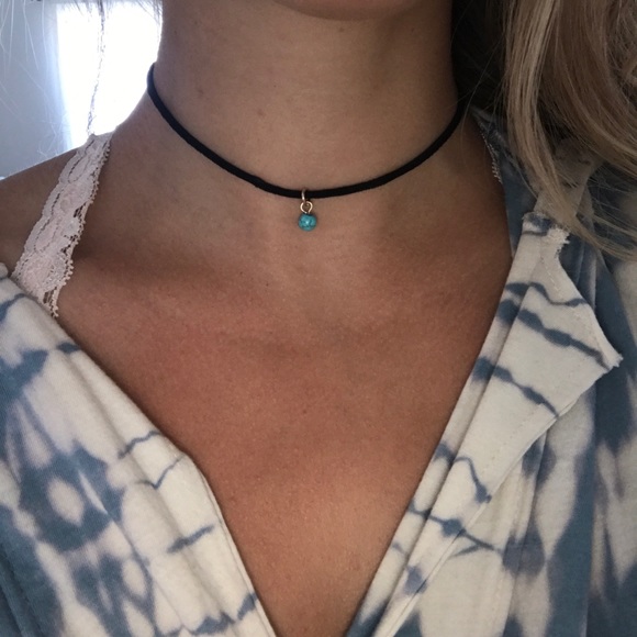 NWOT Turquoise dainty boho soft suede choker - Picture 2 of 4