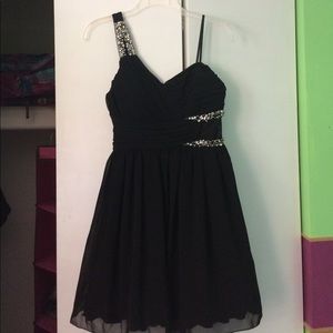 Semi-formal/formal dance dress