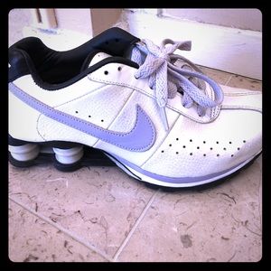 Nike Shox in pearlescent white