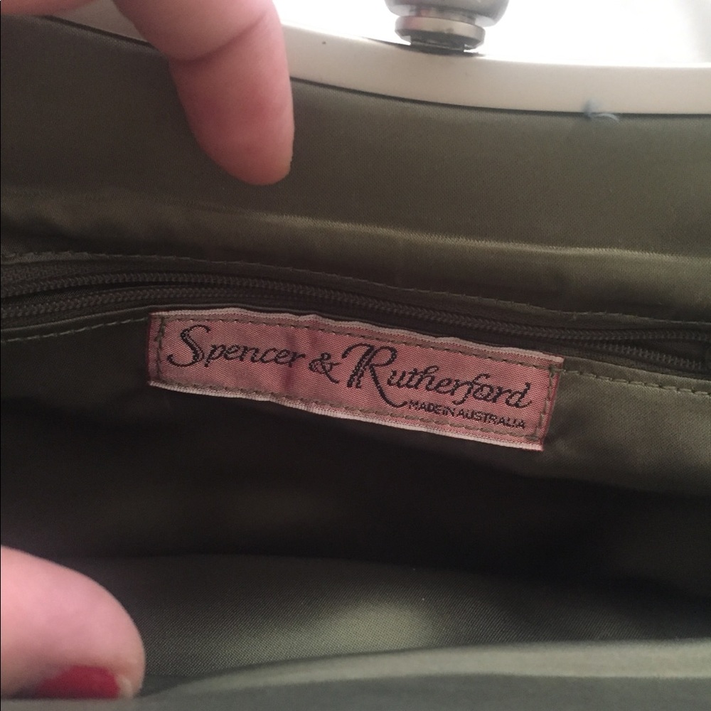 Handbag - Picture 6 of 8