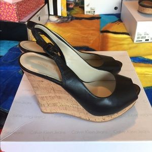 NINE WEST Black Peep Toe Wedges