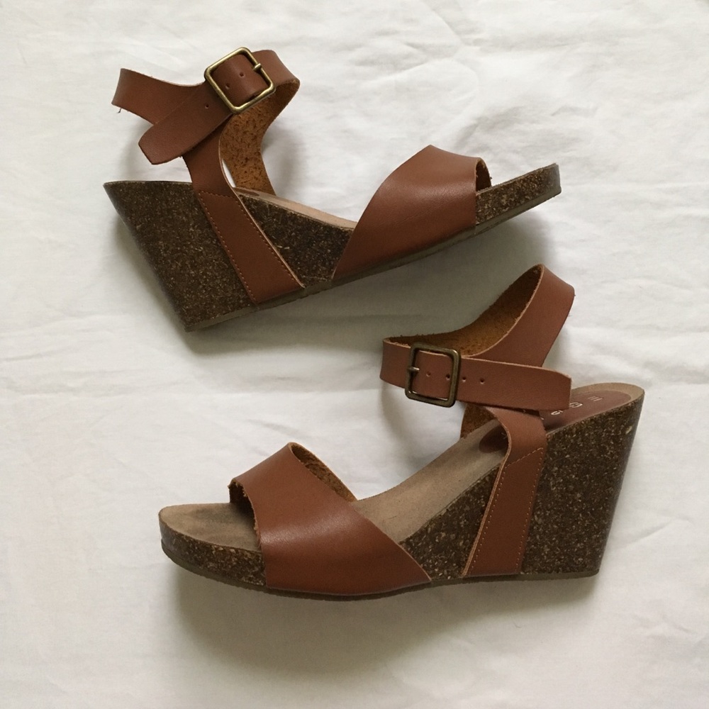 Esprit tan cork wedges