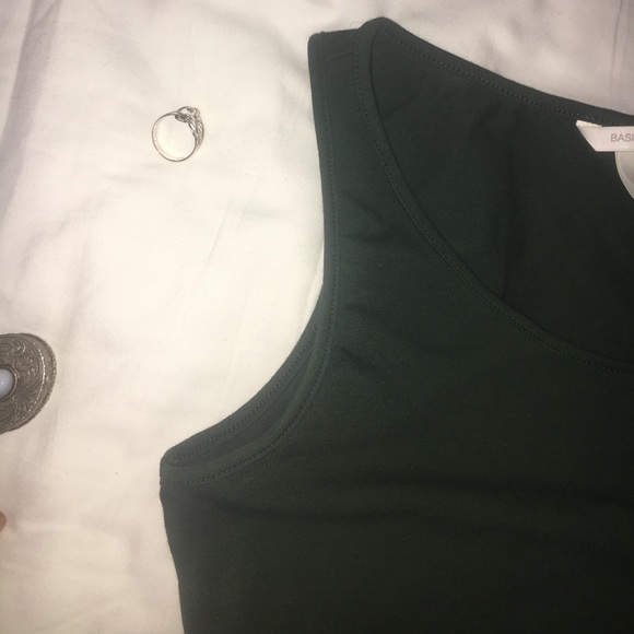 H&M basic tanks bundle - Picture 6 of 7