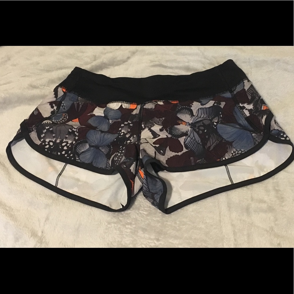 Lululemon Speed Shorts Size 4 Biggie So Fly print
