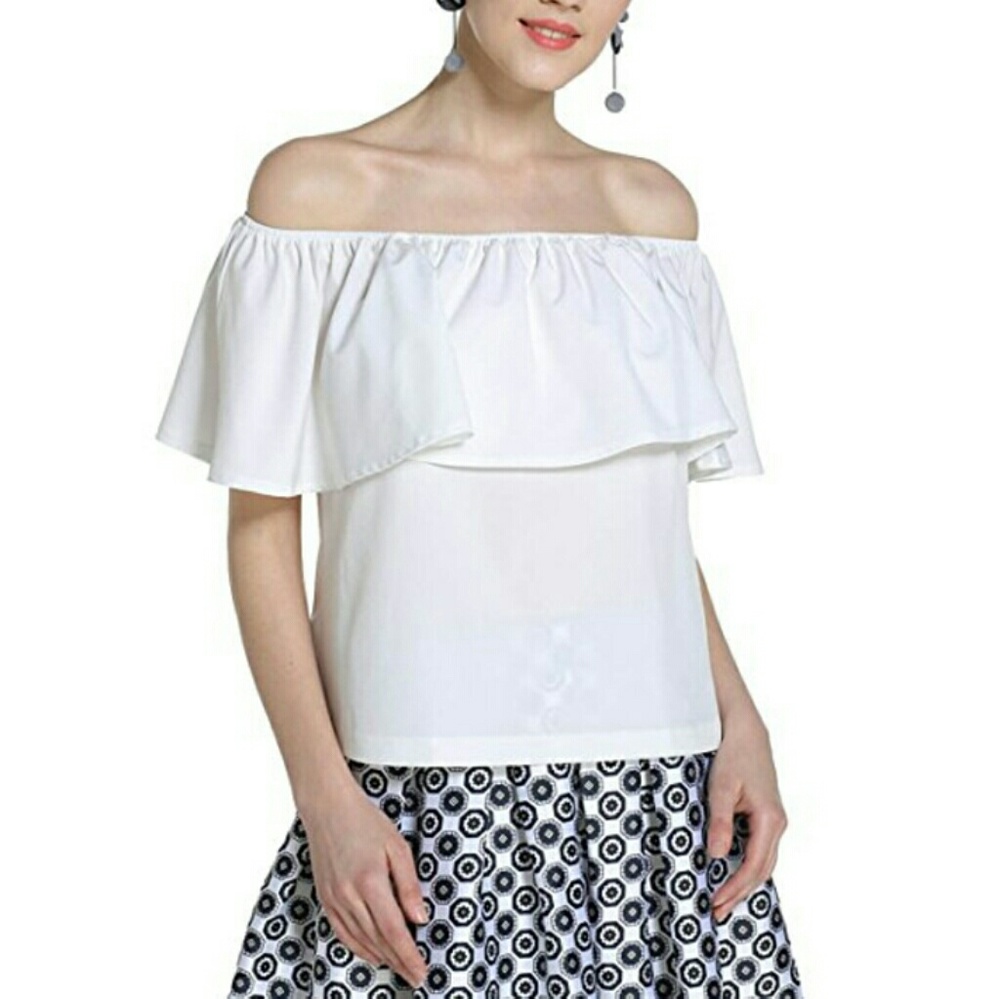 New with tag Off shoulder Ruffle Chiffon Blouse