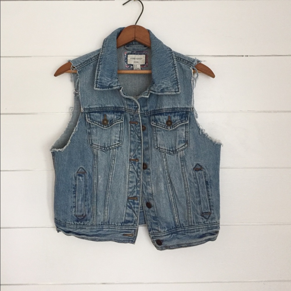 Cutoff denim jacket