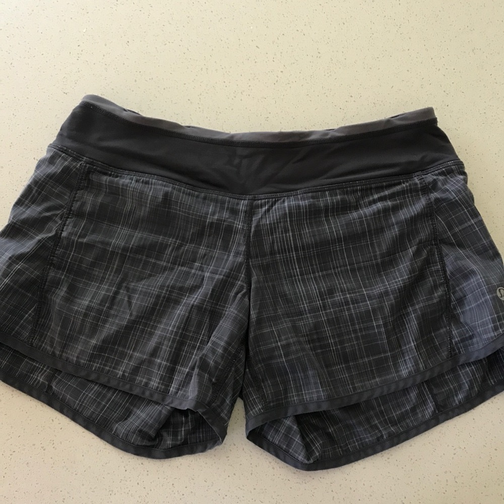 Lululemon "Speed Up Short".