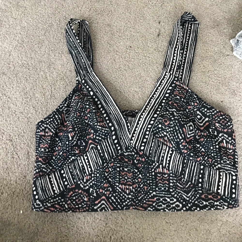 Crop top urban outfitters