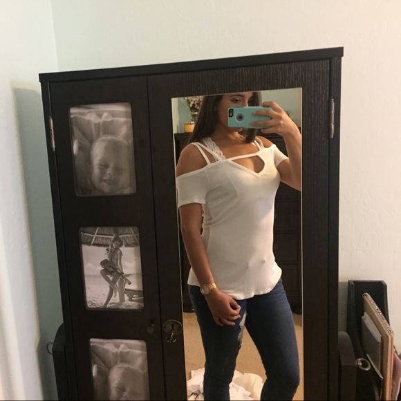 American Eagle Outfitters Tops - American Eagle shirt🦅 NWOT