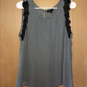 Beautiful dressy sleeveless top