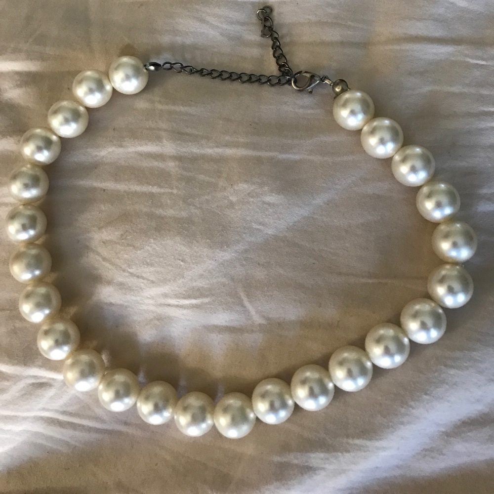 Pearl necklace