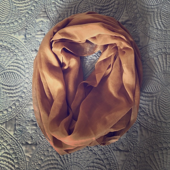 Calvin Klein infinity scarf ! - Picture 1 of 1