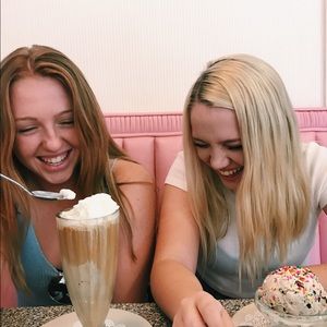 Meet your Posher, Melanie