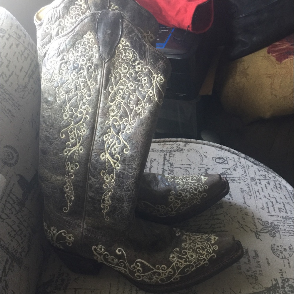 Corral brown embroider ladies boots