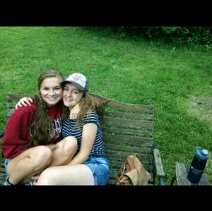 Meet your Posher, Tori