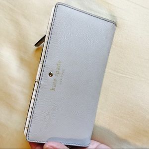 🔴SOLD🔴 Kate spade wallet