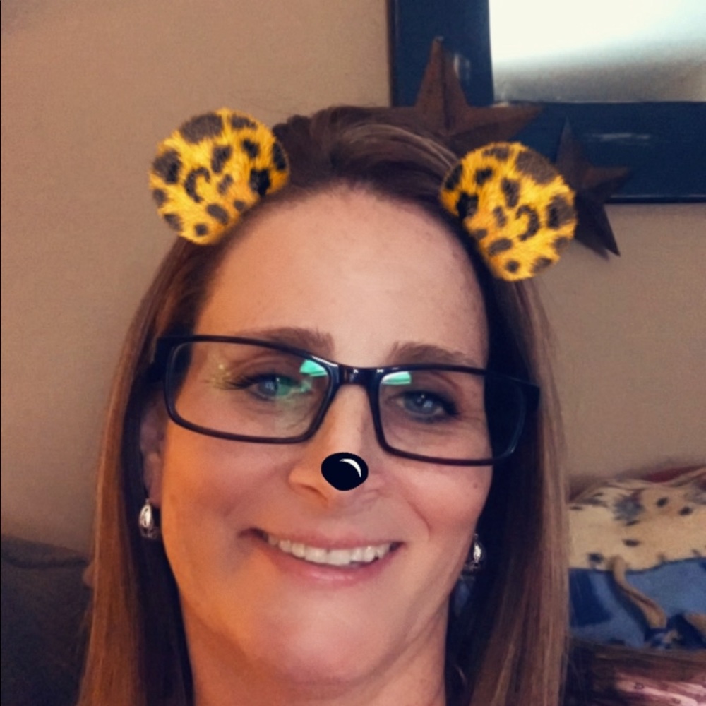 Meet your Posher, Chrissy