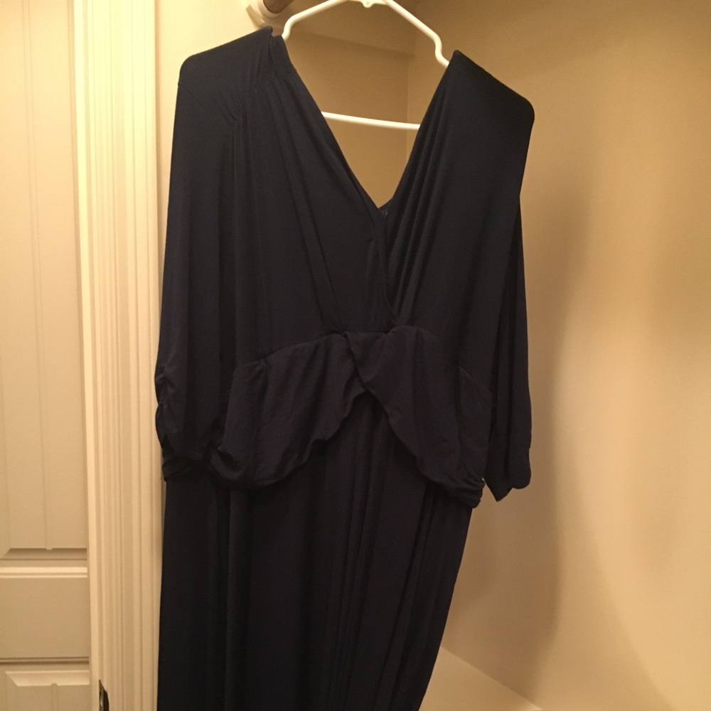 🌺Navy Blue Maxie
