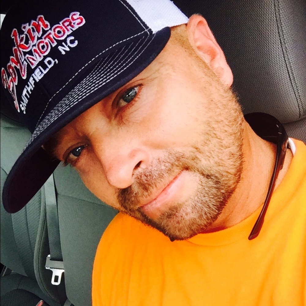 Meet your Posher, Tink