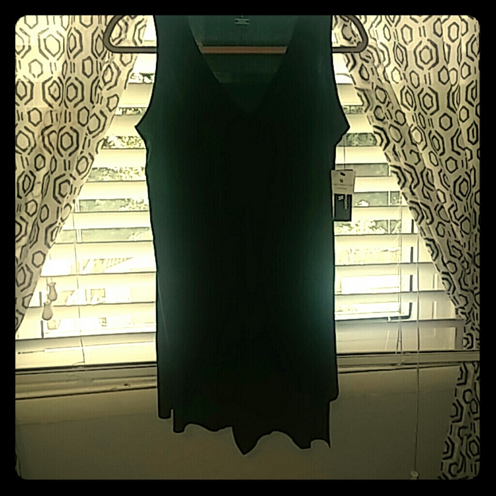 Worthington Top Hunter green NWT small