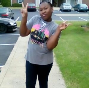 Meet your Posher, Natasha