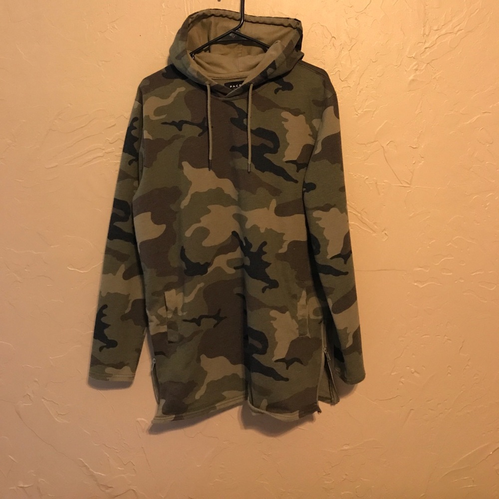 Camo Pacsun hoodie. no wear and tear whatsoever.