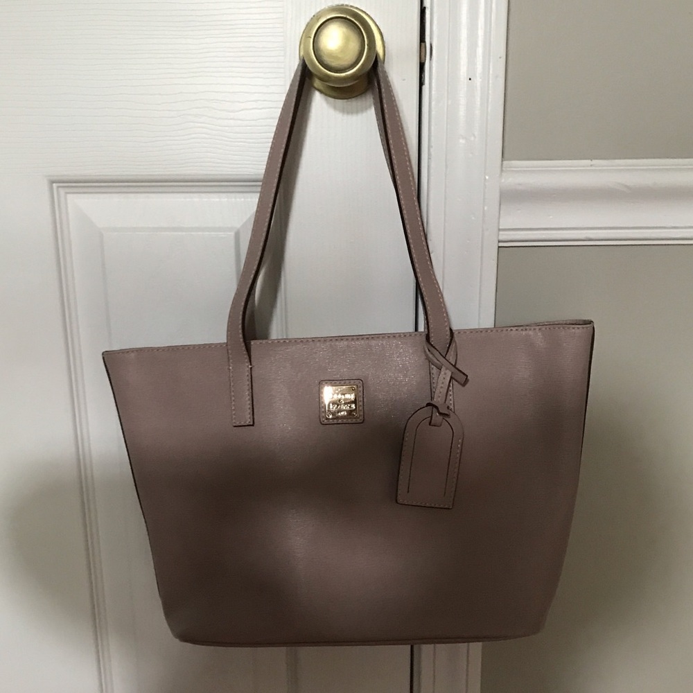 Dooney and Bourke Charleston Shopper