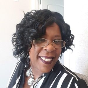 Meet your Posher, Marie