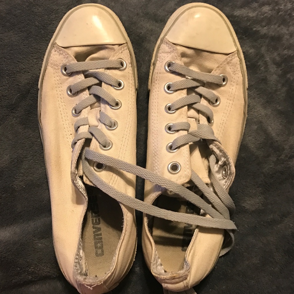 Converse- Women's Size 8