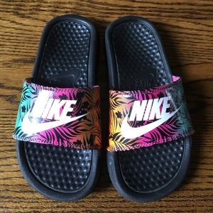 Nike Girls Slides