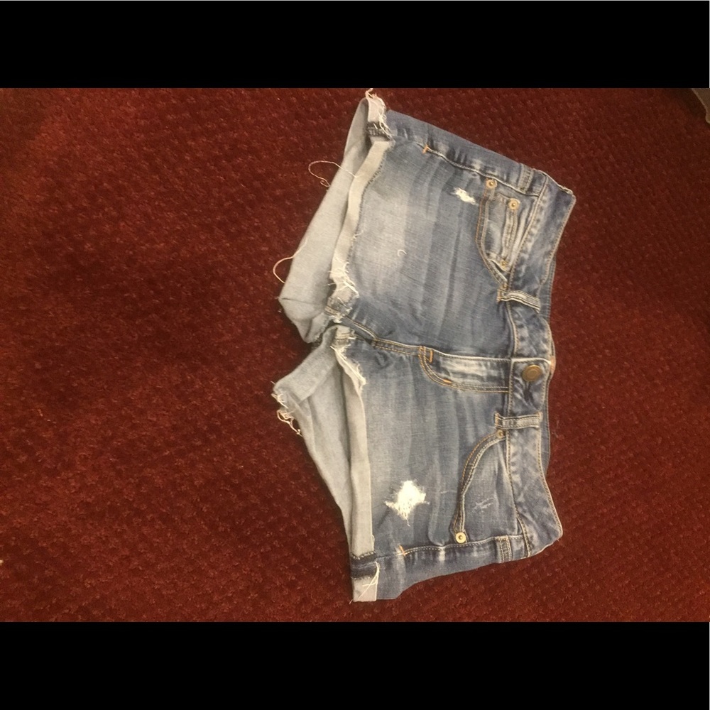 Super cute jean shorts