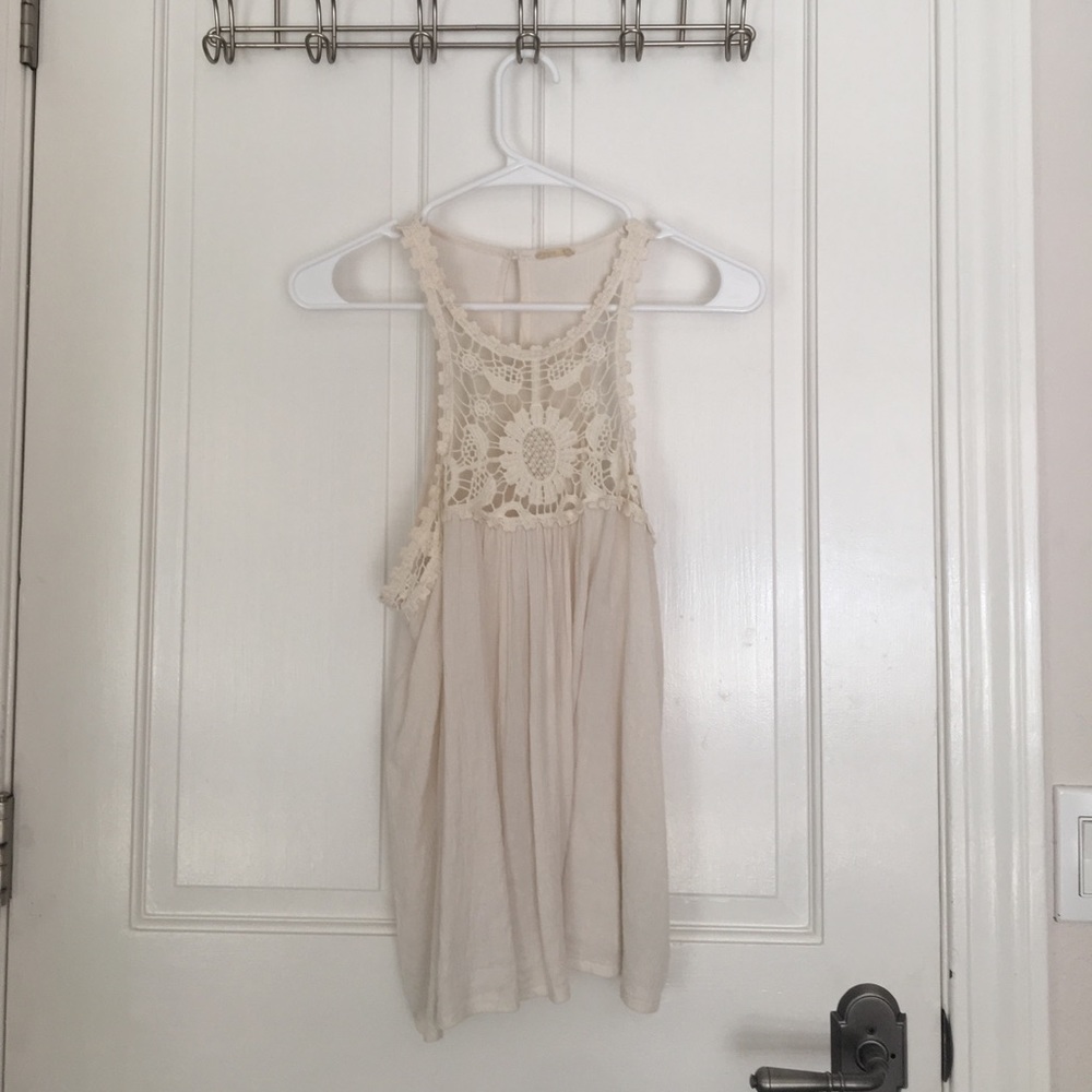 creme lace tank top