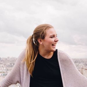 Meet your Posher, Julia